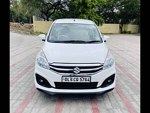 Second Hand Maruti Suzuki Ertiga VDI SHVS in Delhi