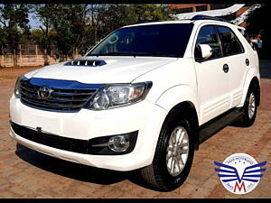 Second Hand Toyota Fortuner 3.0 4x2 AT in Ahmedabad