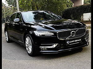 Second Hand Volvo S90 Inscription D4 [2016-2020] in Chandigarh