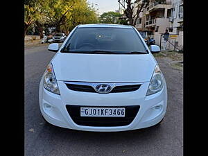 Second Hand Hyundai i20 Magna (O) 1.2 in Ahmedabad