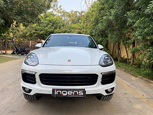 Second Hand Porsche Cayenne Platinum Edition Diesel in Hyderabad