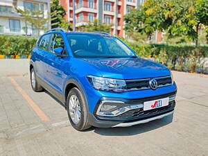 Second Hand Volkswagen Taigun Highline 1.0 TSI MT in Ahmedabad