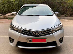 Second Hand Toyota Corolla Altis G AT Petrol in Delhi