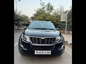 Second Hand महिंद्रा XUV500 w11 in दिल्ली