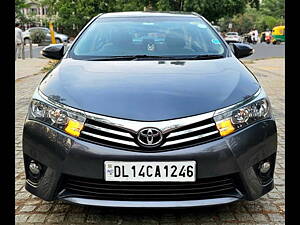 Second Hand Toyota Corolla Altis 1.8 G in Delhi