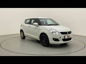 Second Hand Maruti Suzuki Swift VXi in Delhi