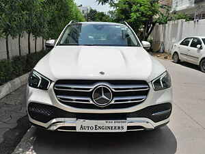 Second Hand मर्सिडीज़ बेंज़ GLE 300d 4मैटिक एलडब्ल्यूबी [2020-2023] in हैदराबाद