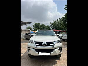 Second Hand Toyota Fortuner 2.8 4x2 AT [2016-2020] in Ahmedabad