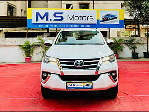 Second Hand Toyota Fortuner 2.8 4x2 AT [2016-2020] in Thane