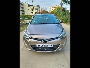 Second Hand Hyundai i20 Asta 1.4 AT with AVN in Hyderabad