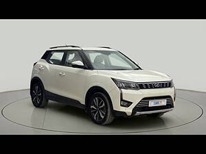 Second Hand Mahindra XUV300 W8 (O) 1.2 Petrol AMT in Faridabad