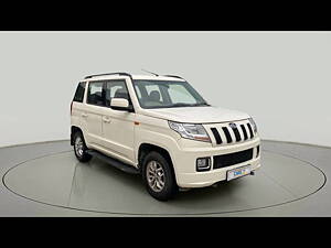 Second Hand Mahindra TUV300 T8 in Patna