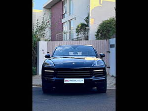 Second Hand Porsche Cayenne E-Hybrid in Chennai