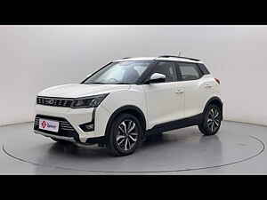 Second Hand மஹிந்திரா  xuv300 1.5 டபிள்யூ8 (o) [2019-2020] in பெங்களூர்