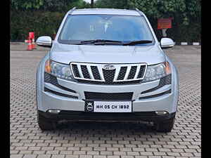 Second Hand महिंद्रा XUV500 w8 in नाशिक