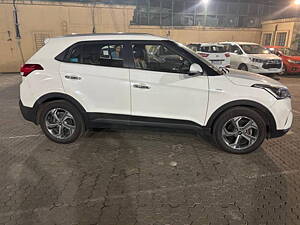 Second Hand Hyundai Creta SX 1.6 AT Petrol in Mumbai