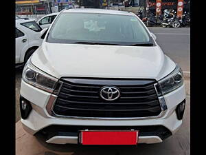 Second Hand Toyota Innova Crysta 2.4 VX 7 STR [2016-2020] in Lucknow