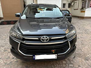 Second Hand Toyota Innova Crysta 2.8 GX AT 7 STR [2016-2020] in Mumbai