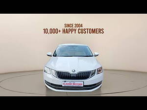 Second Hand Skoda Octavia 1.8 TSI Style Plus AT [2017] in Mumbai