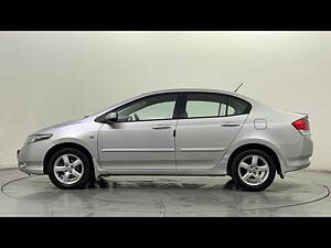 Second Hand Honda City V Petrol in Delhi