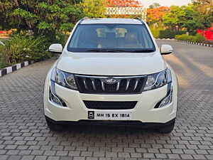 Second Hand महिंद्रा XUV500 w10 in नाशिक