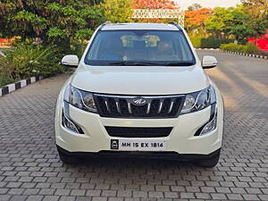 Second Hand Mahindra XUV500 W10 in Nashik