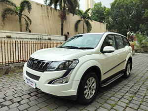 Second Hand महिंद्रा XUV500 w10 ऑटोमैटिक in ठाणे