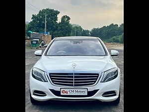 Second Hand मर्सिडीज़ बेंज़ एस-क्लास s 350 सीडीआई in अहमदाबाद