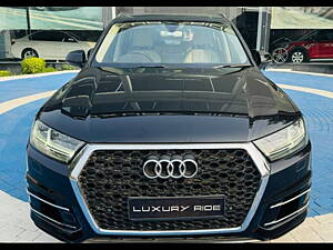 Second Hand Audi Q7 45 TDI Technology Pack in Delhi