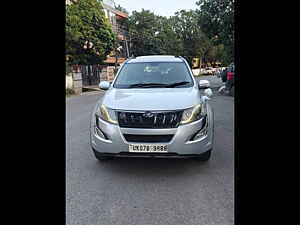 Second Hand महिंद्रा XUV500 w10 ऑटोमैटिक in देहरादून