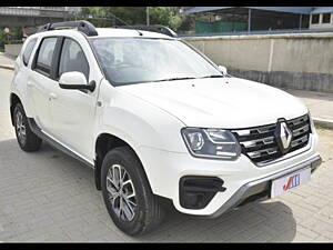 Second Hand Renault Duster RXS Opt CVT in Ahmedabad