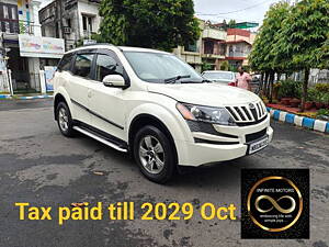 Second Hand Mahindra XUV500 W8 in Kolkata