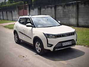 Second Hand महिंद्रा xuv300 w6 1.5 डीज़ल in मेरठ