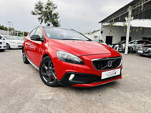 Second Hand Volvo V40 Cross Country D3 in Hyderabad