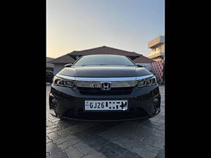 Second Hand Honda City V in Surat