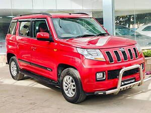 Second Hand Mahindra TUV300 T8 in Bangalore