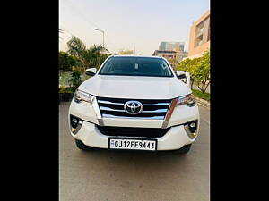 Second Hand Toyota Fortuner 2.8 4x2 MT [2016-2020] in Ahmedabad