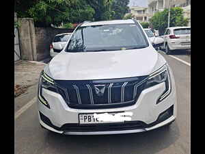 Second Hand महिंद्रा xuv700 AX 7 डीज़ल एटी एडब्ल्यूडी लग्ज़री पैक 7 सीटर [2021] in लुधियाना