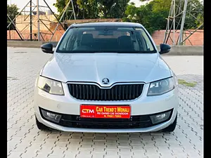 Second Hand Skoda Octavia [2017-2021] 2.0 TDI CR Style Plus AT [2017] in Mohali