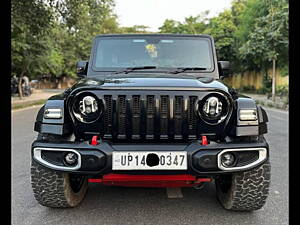 Second Hand Mahindra Thar LX Hard Top Petrol MT in Delhi