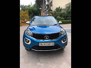 Second Hand Tata Nexon XM in Delhi