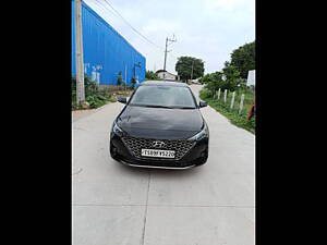 Second Hand Hyundai Verna SX 1.5 CRDi AT in Hyderabad