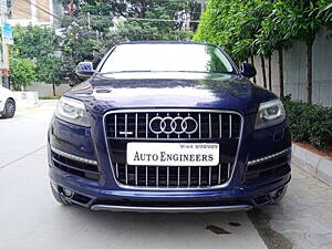 Second Hand Audi Q7 3.0 TDI quattro Premium in Hyderabad