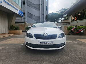 Second Hand Skoda Octavia 1.8 TSI Style Plus AT [2017] in Mumbai