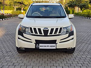 Second Hand Mahindra XUV500 W8 in Nashik