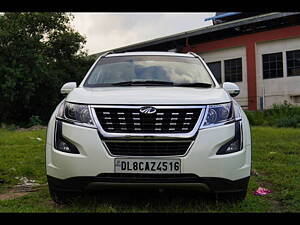 Second Hand Mahindra XUV500 W9 in Delhi