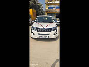 Second Hand మహీంద్రా xuv500	 w6 1.99 in వారణాసి