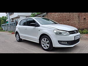 Second Hand Volkswagen Polo Highline1.2L (P) in Nagpur