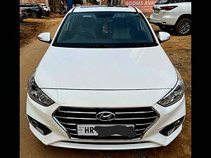 Second Hand Hyundai Verna SX (O) AT Anniversary Edition 1.6 VTVT in Gurgaon