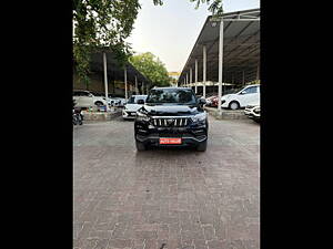 Second Hand Mahindra Alturas G4 4WD AT in Lucknow